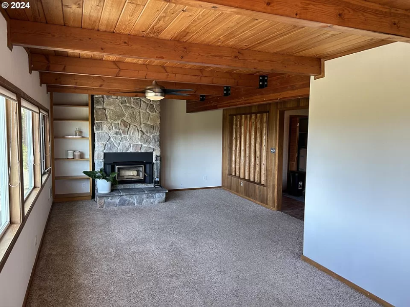 6165 Tillamook Ave - Photo 6 of 17