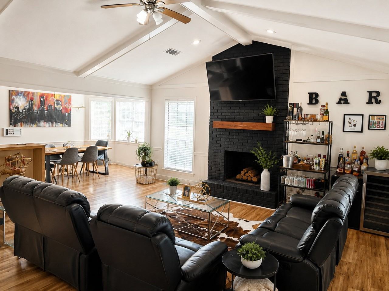 517 Hunters Creek Cir - Photo 2 of 7