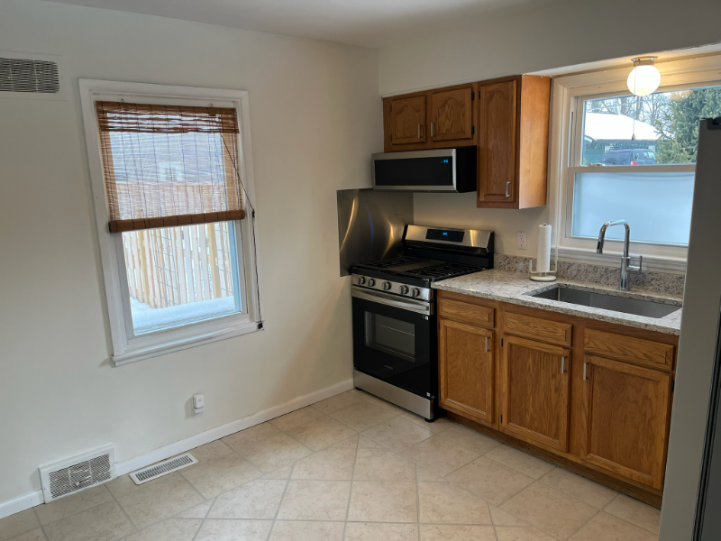 6602 Michigan Rd - Photo 4 of 15