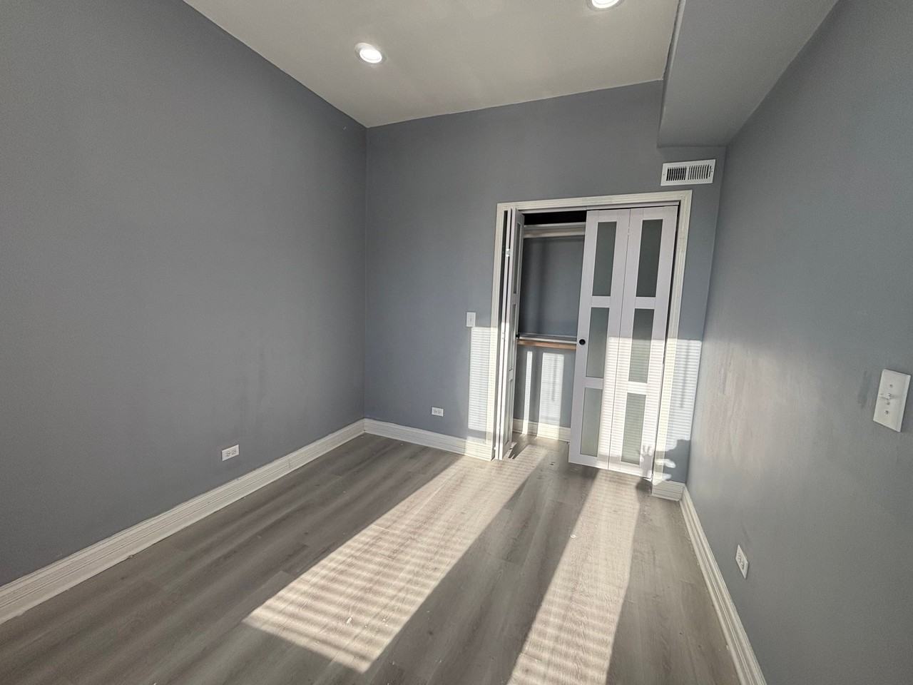 6509 S Paulina St #2ndFL - Photo 7 of 15