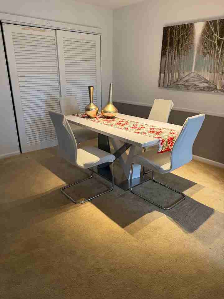 2121 Ne 68th St #109 - Photo 4 of 18