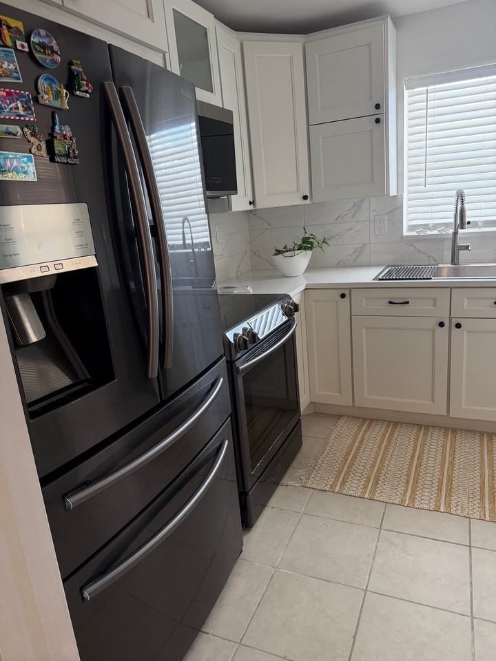 2121 Ne 68th St #109 - Photo 7 of 18