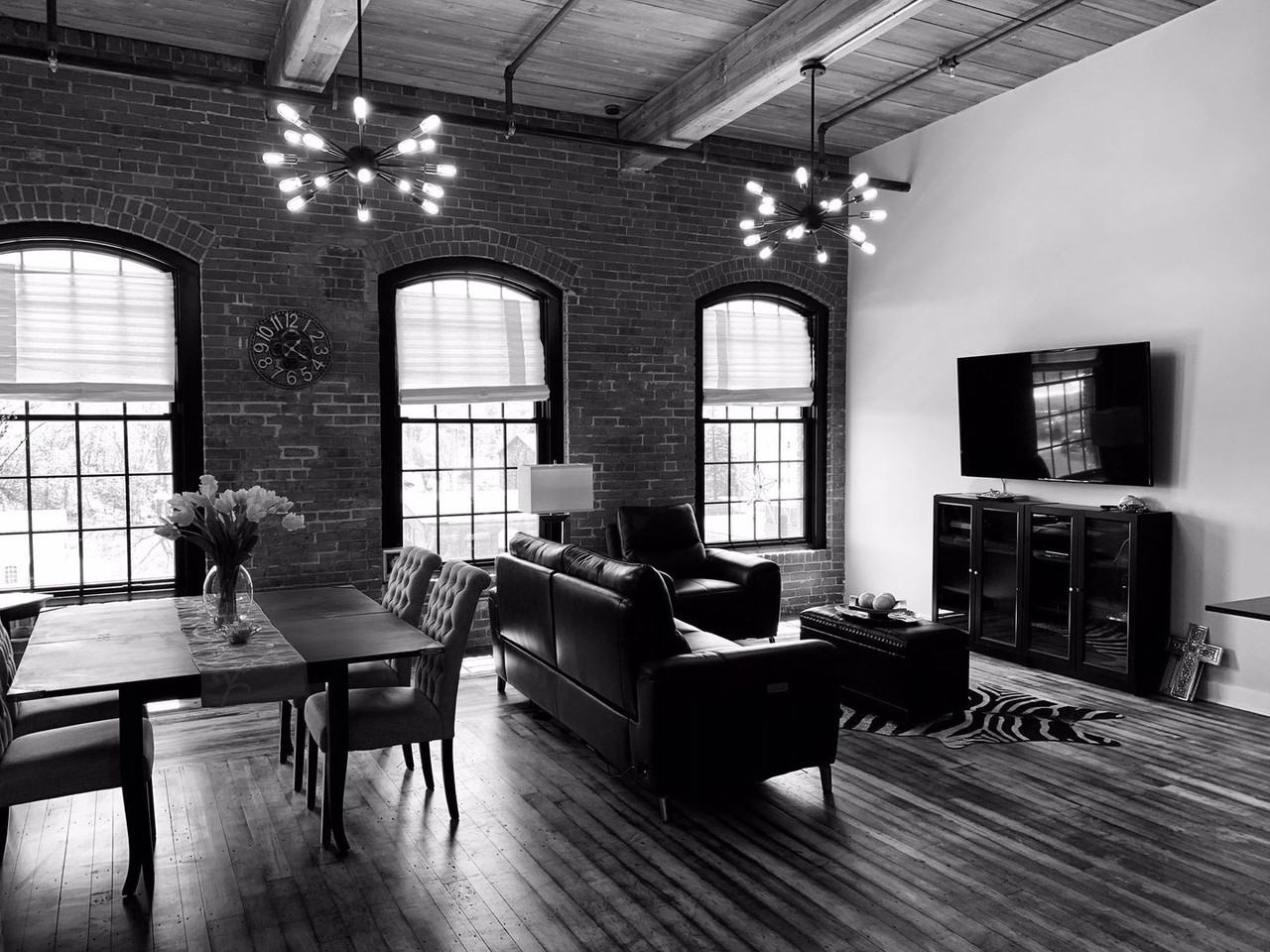 725 Branch Ave - Photo 2 of 28