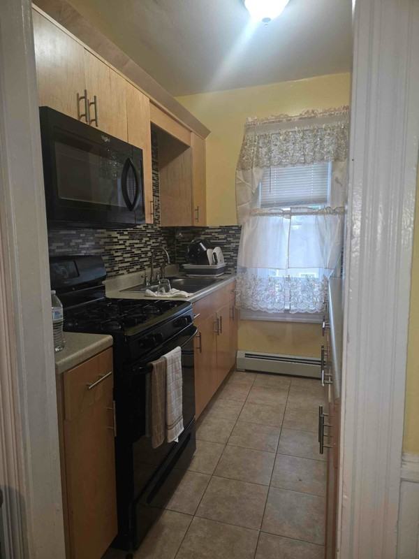 80 Potters Ave #3 - Photo 3 of 9