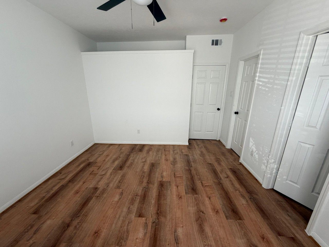 2323 Fairwind Rd #105 - Photo 5 of 8