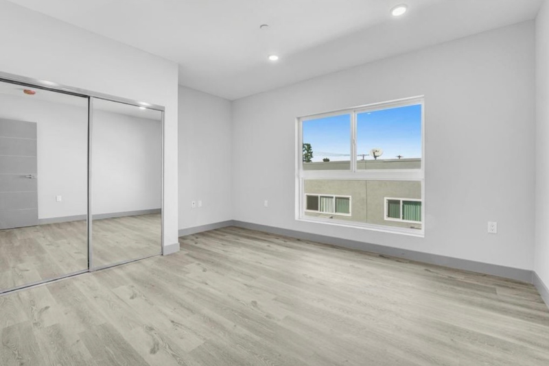 7040 Woodman Ave #207 - Photo 3 of 16