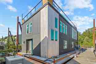 7720 S Macadam Ave #32 - Photo 1 of 1