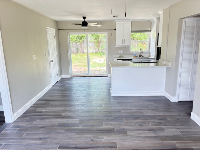 8133 65th Way N - Photo 3 of 20