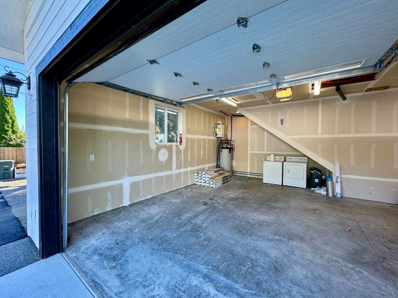 1 Graveline Rd - Photo 4 of 20