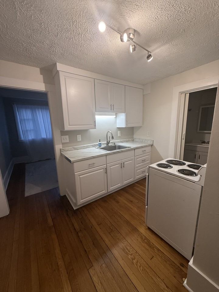 59 Washington St #1 - Photo 2 of 13