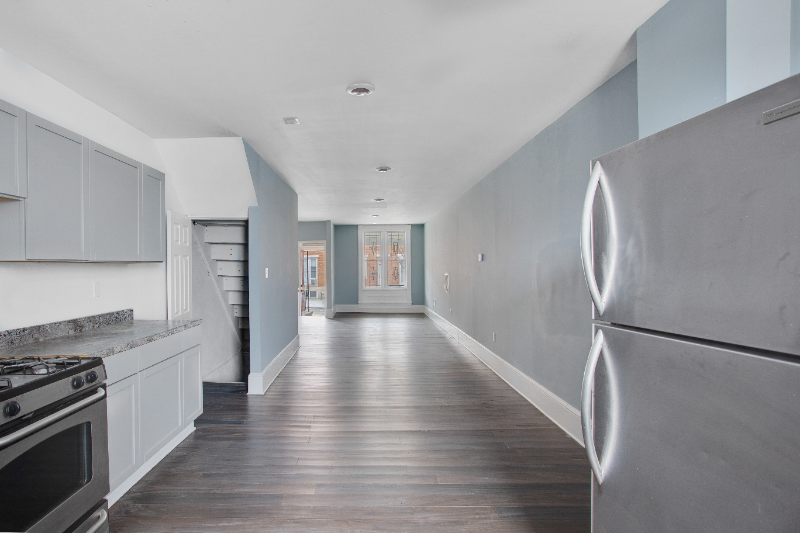 2212 W Fayette St - Photo 5 of 30