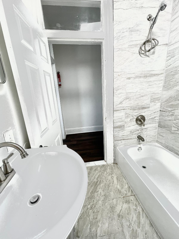 2212 W Fayette St - Photo 7 of 30