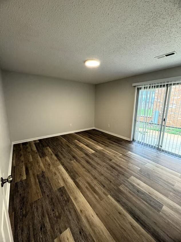 208 Cloverleaf Dr #3 - Photo 2 of 16