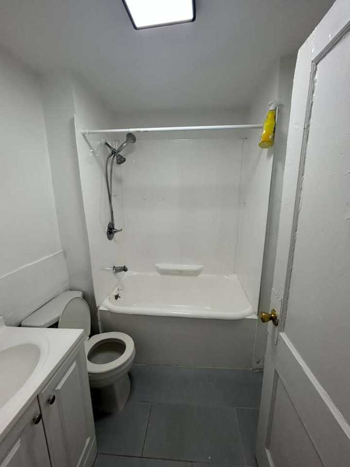 759 Highland Ave #H6 - Photo 3 of 12