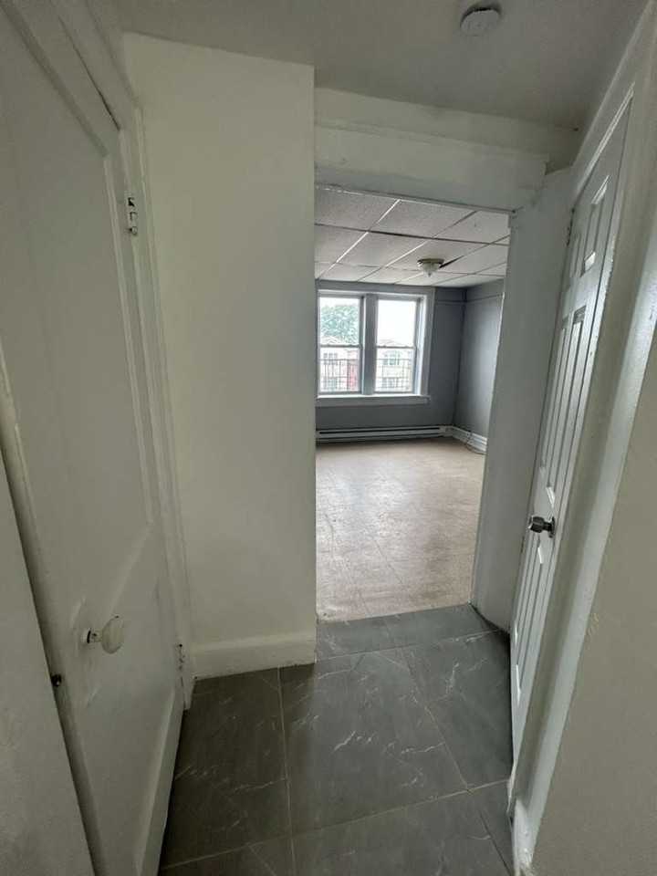 759 Highland Ave #H6 - Photo 4 of 12