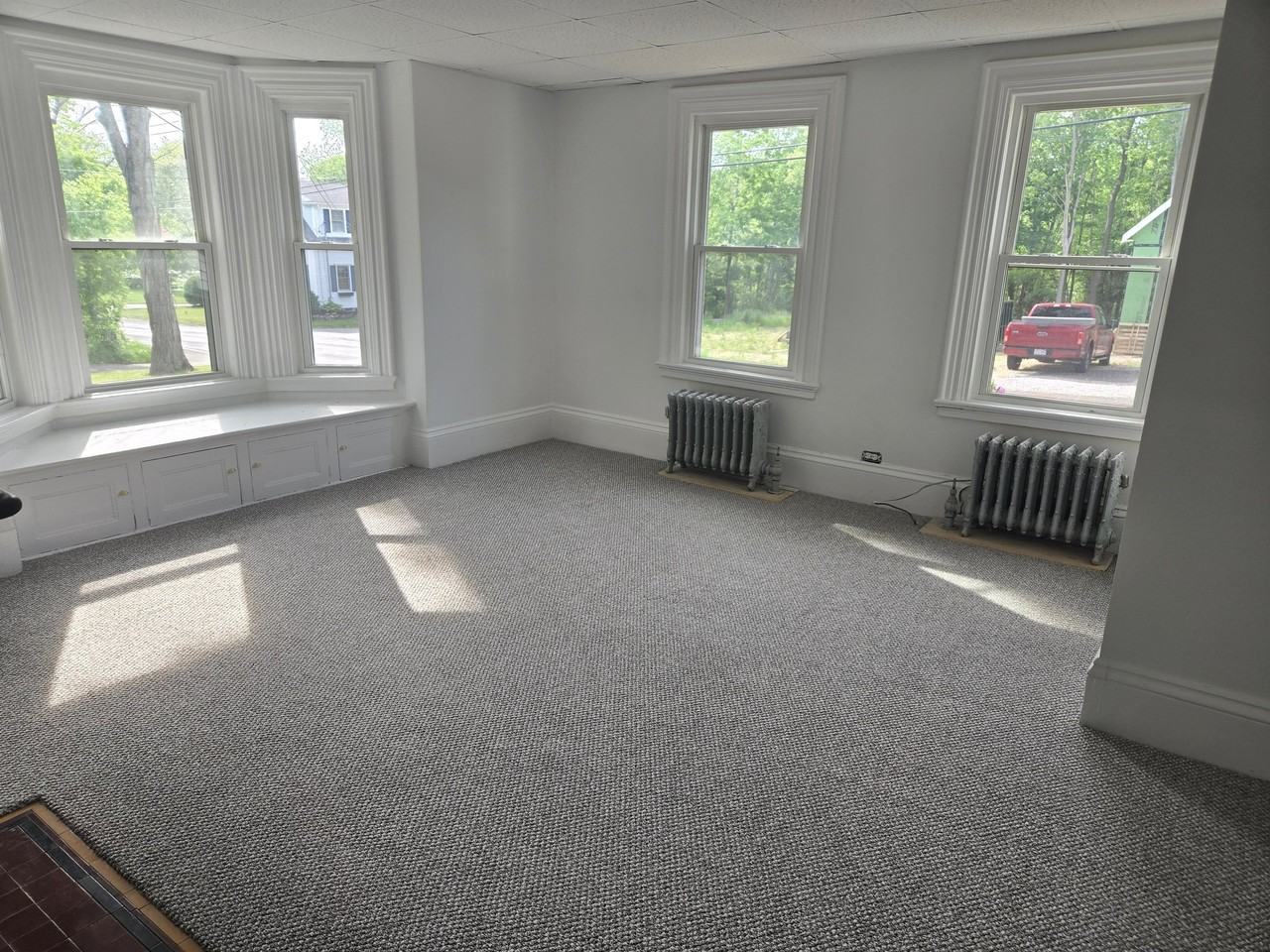 147 Union St #1F - Photo 3 of 18