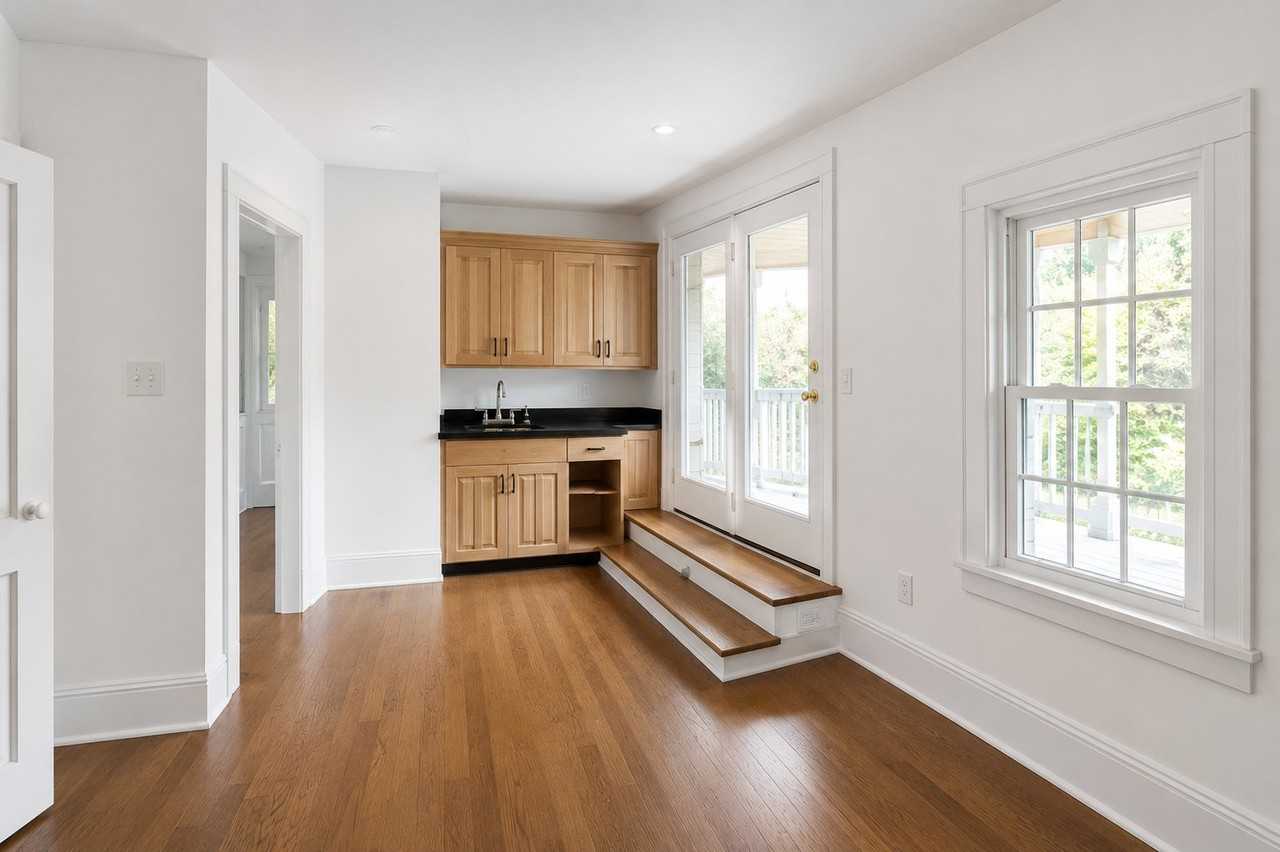 93 Springs Rd - Photo 4 of 10