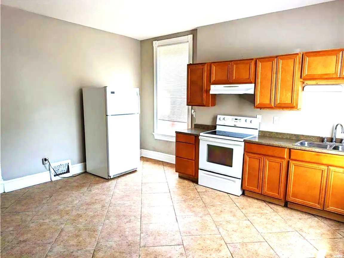 3215 Oregon Ave #1F - Photo 6 of 9