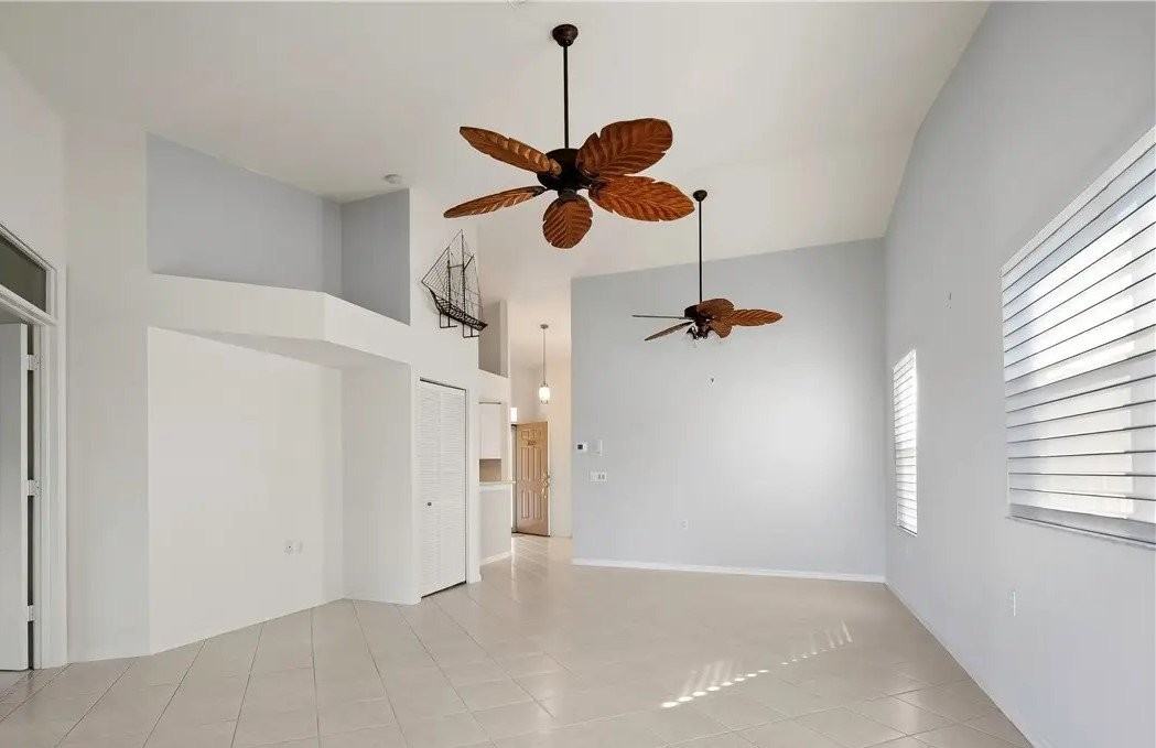 314 Newport Dr #1605 - Photo 7 of 23