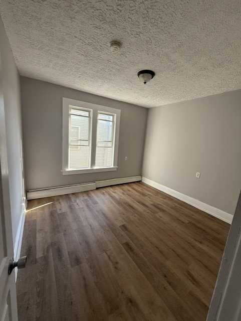 21 Williams St #2 - Photo 6 of 6