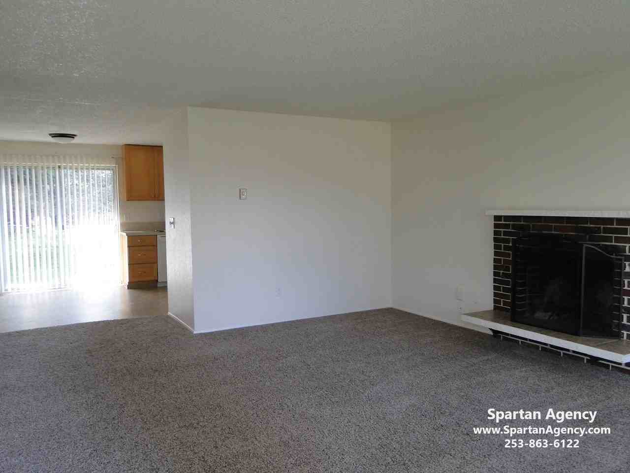 10426 29th St E #10426 - Photo 6 of 15