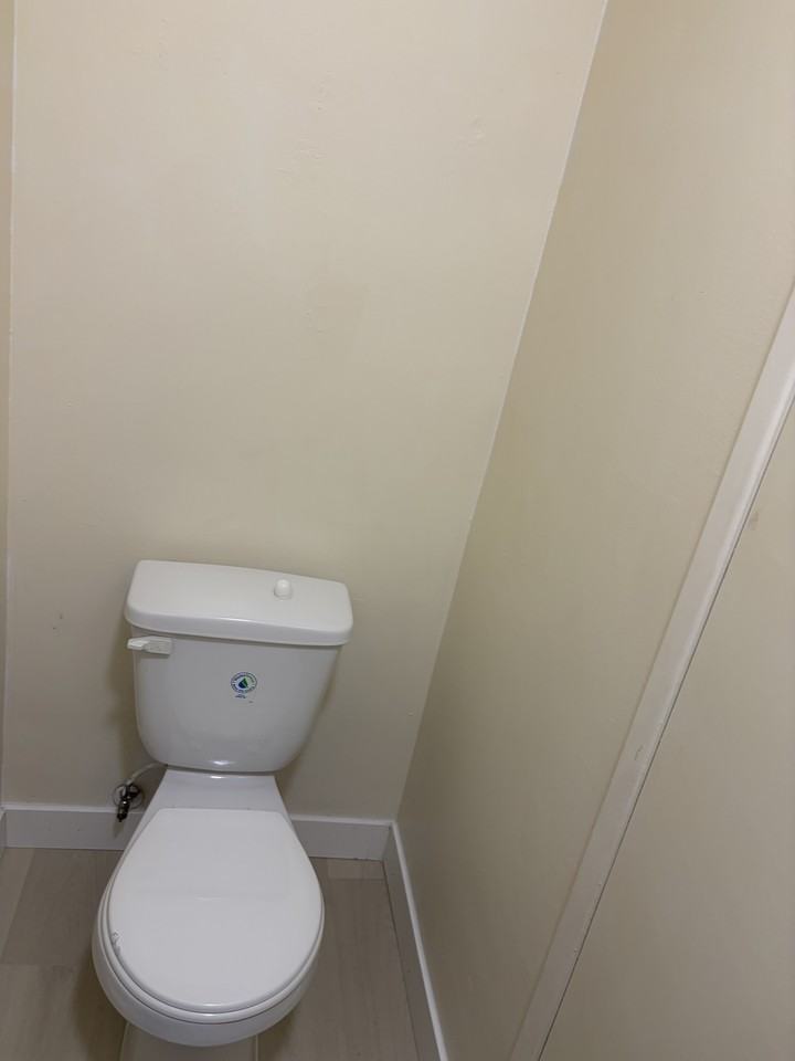 169 N Holliston Ave #NA - Photo 2 of 13
