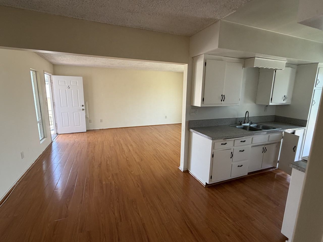 169 N Holliston Ave #NA - Photo 3 of 13