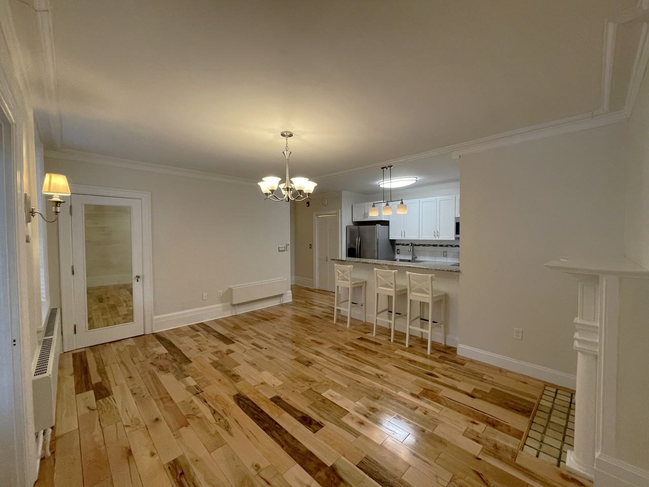 722 W Water St #9 - Photo 6 of 33