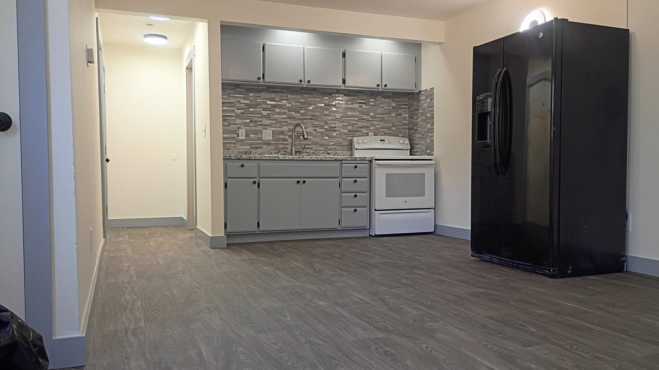 132 Kahle Dr #IS - Photo 5 of 24
