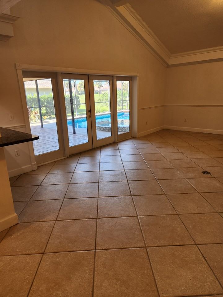 3953 Prairie Dunes Dr #NA - Photo 7 of 13
