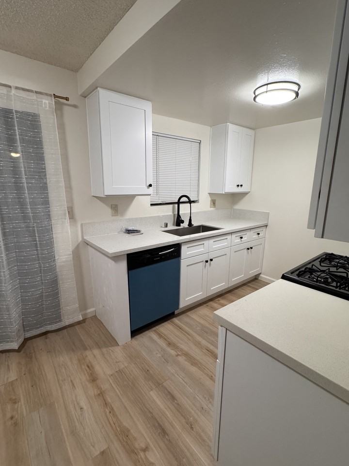 5075 Atlantic Avenue #104 - Photo 4 of 15