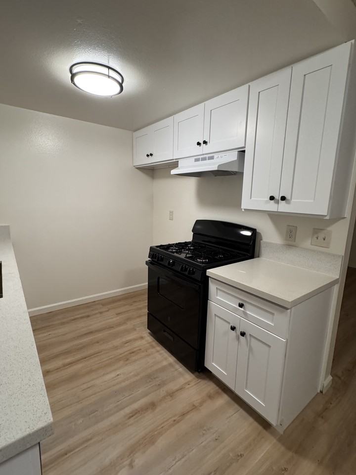 5075 Atlantic Avenue #104 - Photo 5 of 15