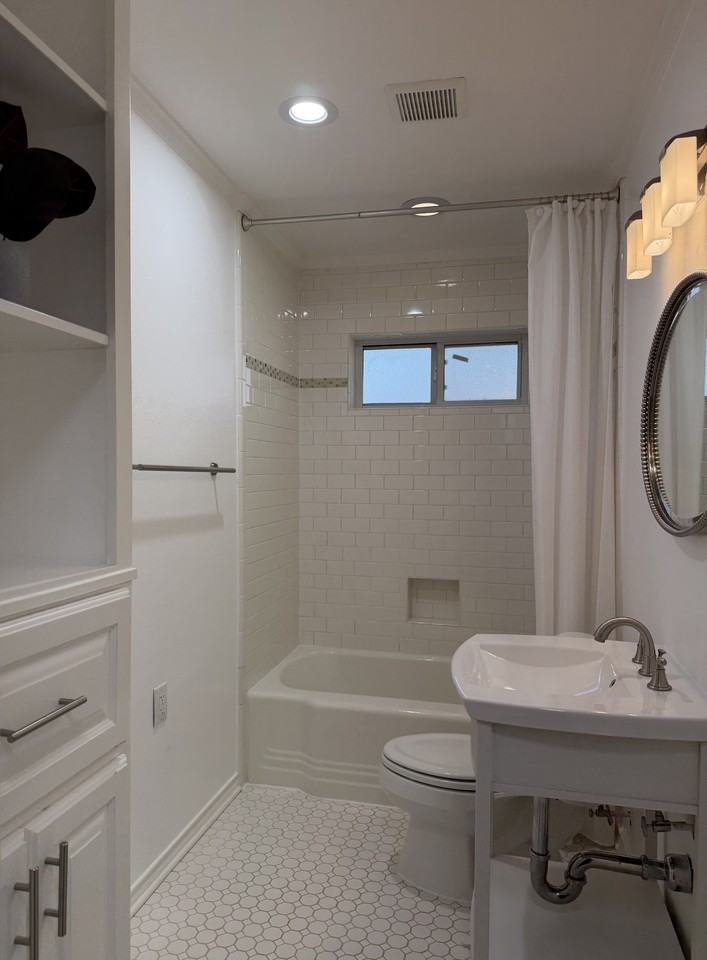 3730 Van Ness Ln #NA - Photo 7 of 8