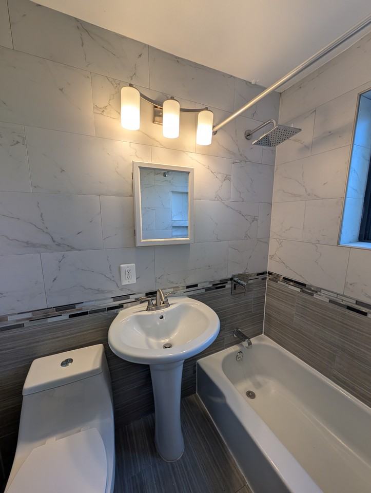 76 Webster St #C13 - Photo 4 of 10