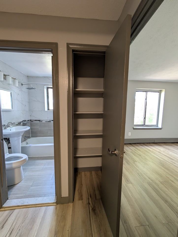 76 Webster St #C13 - Photo 7 of 10
