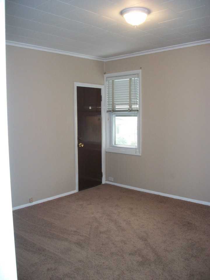 125 Poplar St #125 - Photo 2 of 7