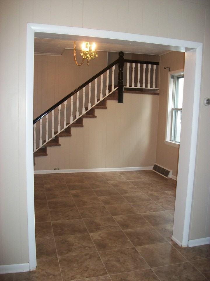 125 Poplar St #125 - Photo 3 of 7