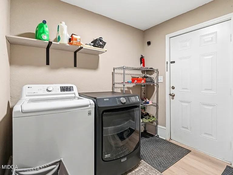 114 Culver St #NA - Photo 7 of 13