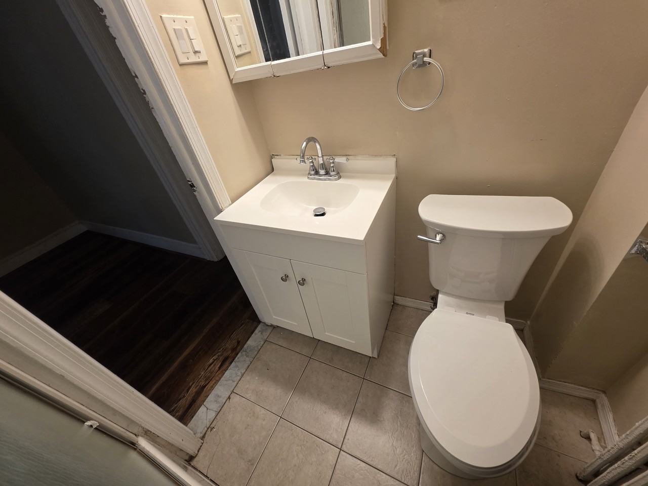 17 Orient Ave #1stFL - Photo 5 of 16