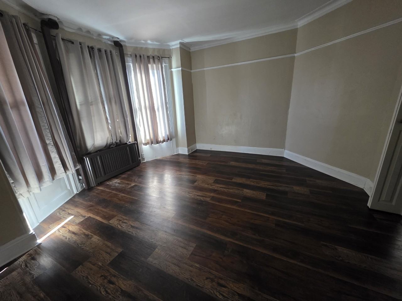 17 Orient Ave #1stFL - Photo 6 of 16