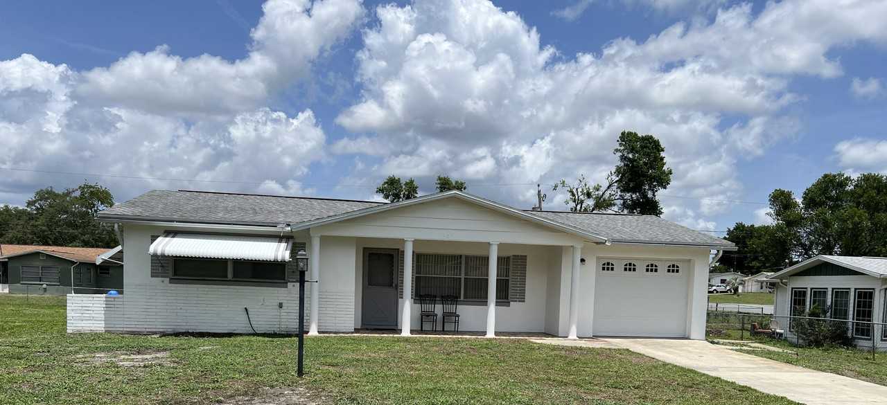 202 S Jackson St #NA - Photo 2 of 25