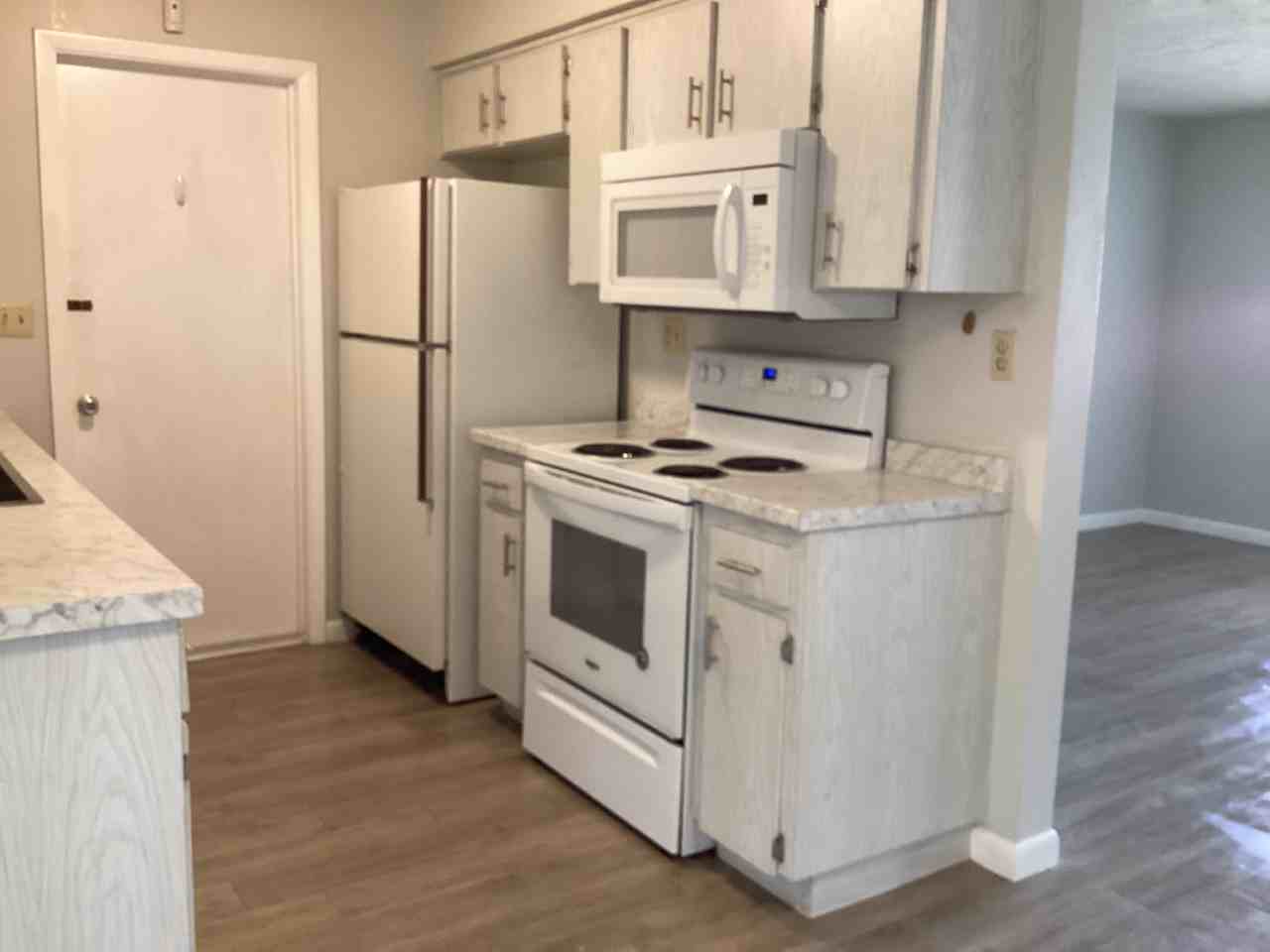 202 S Jackson St #NA - Photo 6 of 25