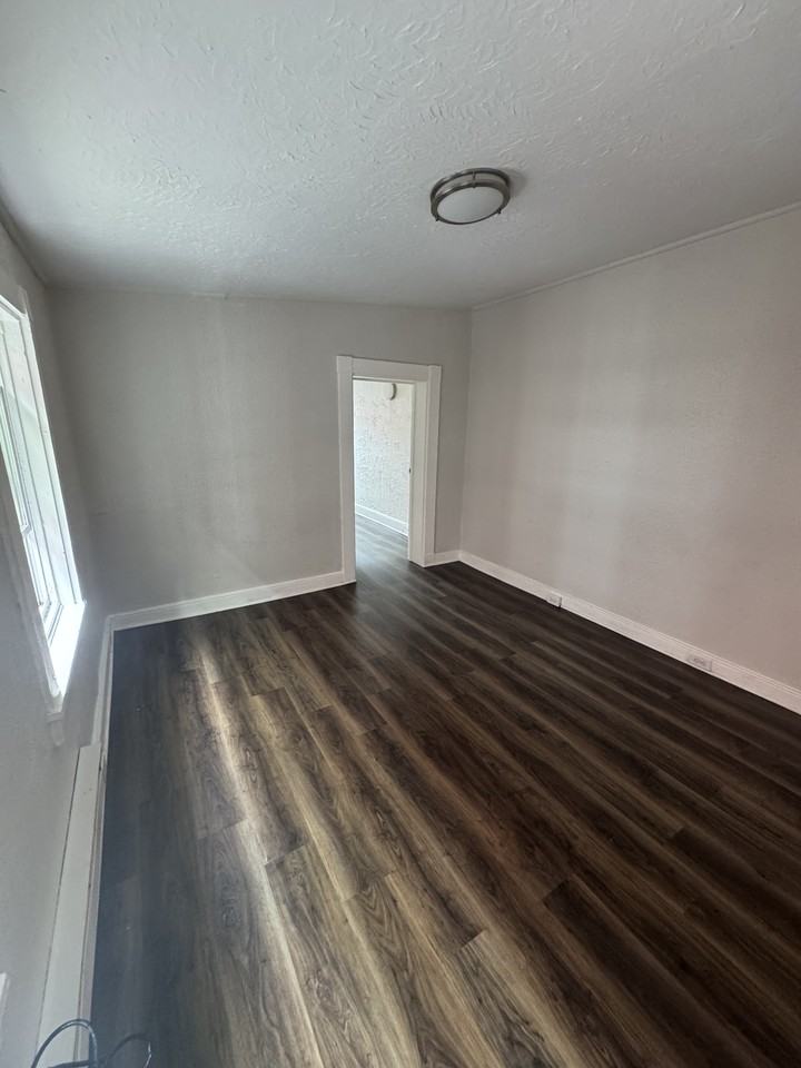 506 N Queen St #2 - Photo 2 of 7