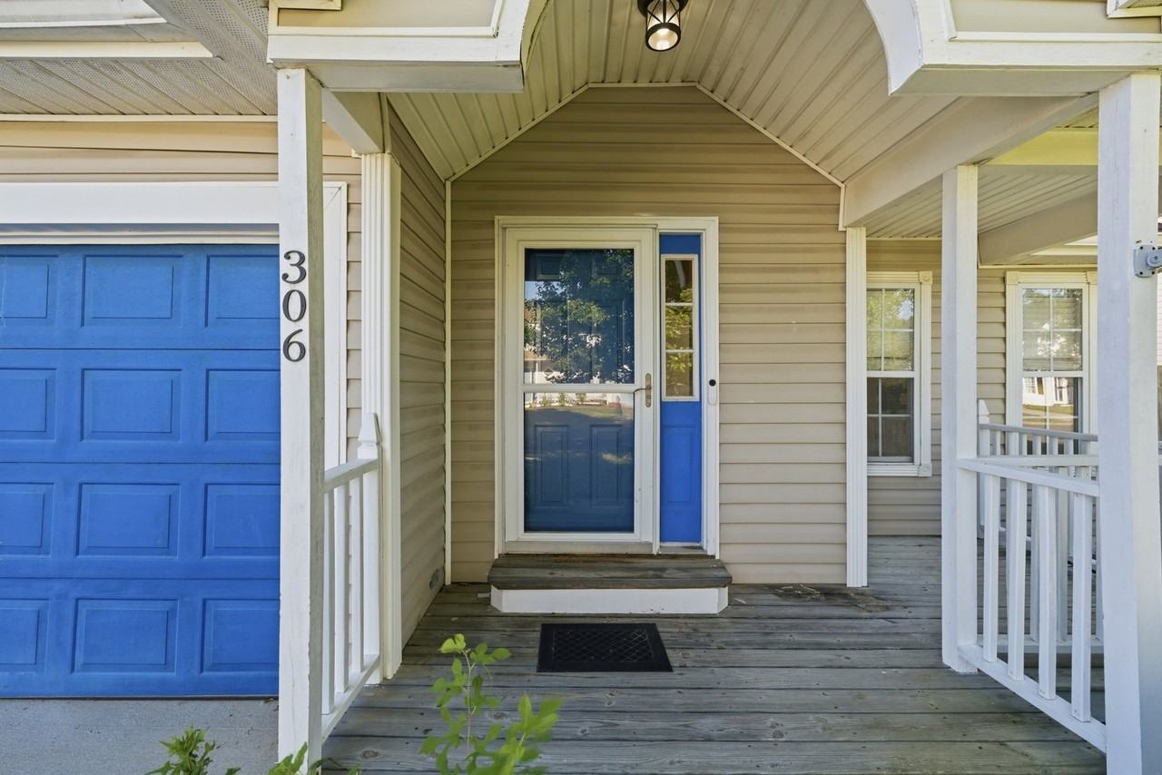 306 Gauntlet Way - Photo 4 of 36