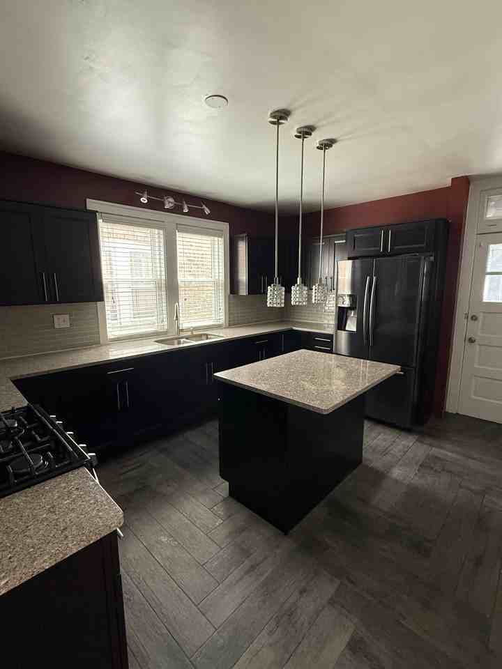 1822 Ridgeland Ave #2 - Photo 5 of 8