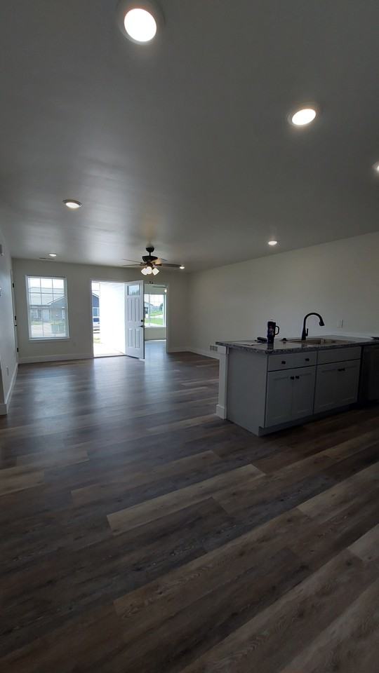 1706 Prey St #1706 - Photo 3 of 11