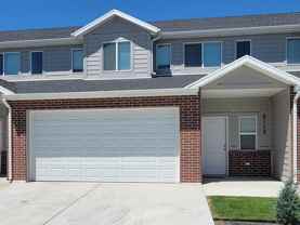 2112 W Redfox Way - Photo 1 of 1