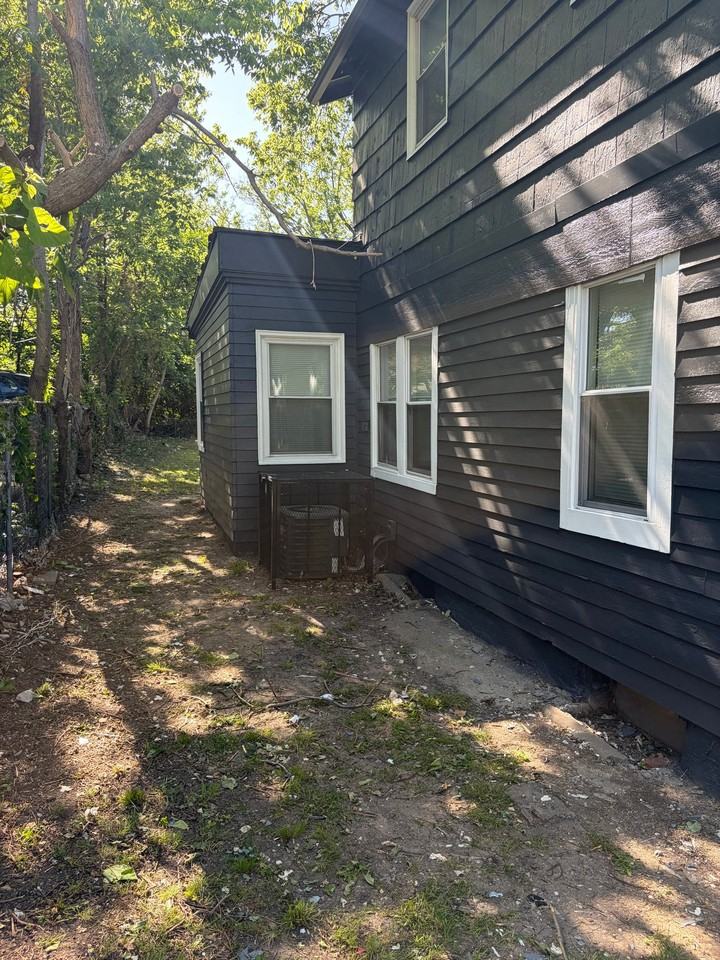 5038 S Benton Ave - Photo 3 of 19