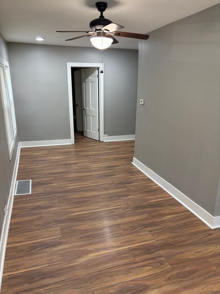 5038 S Benton Ave - Photo 6 of 19