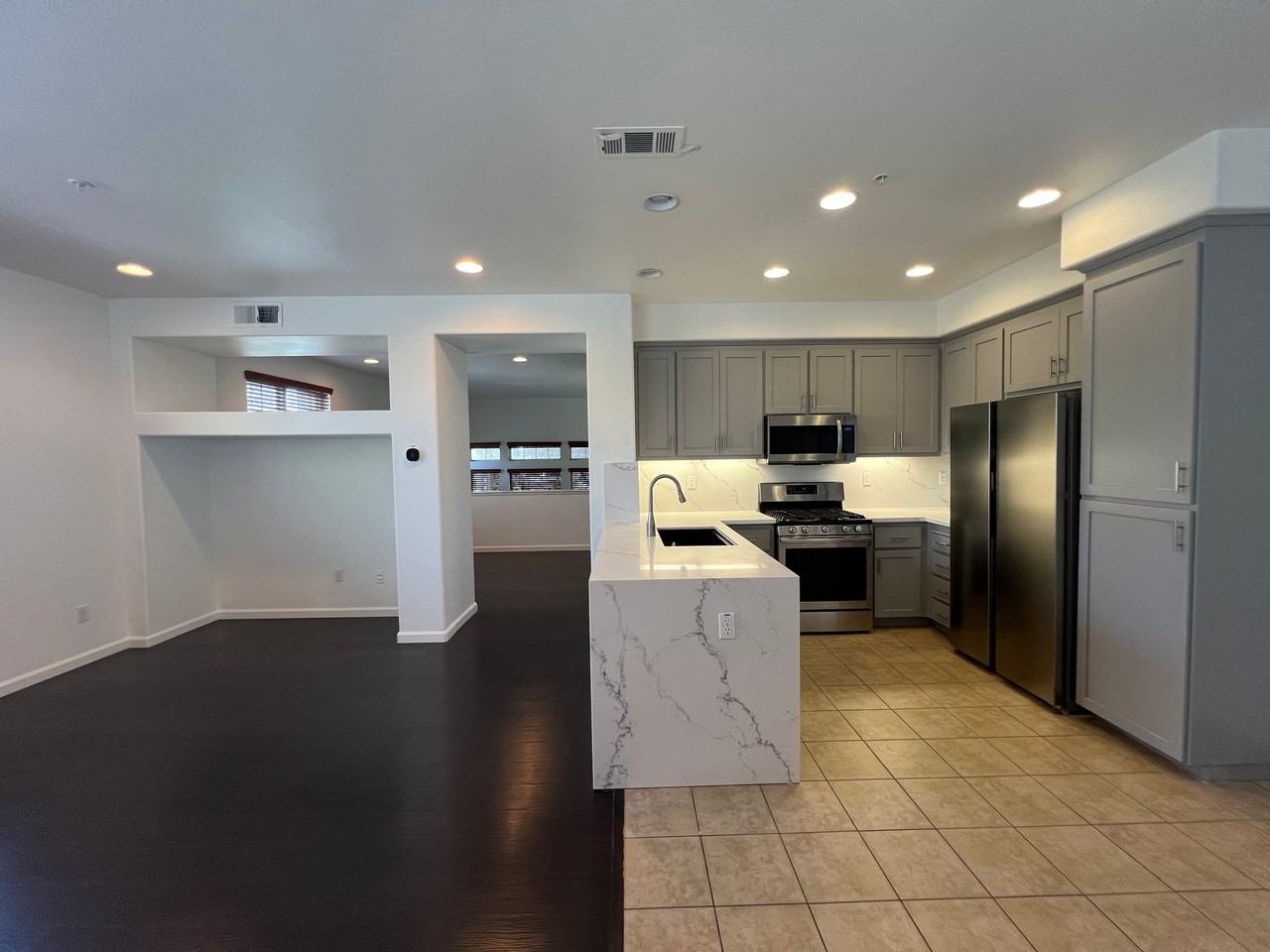 357 Destino Cir - Photo 5 of 20
